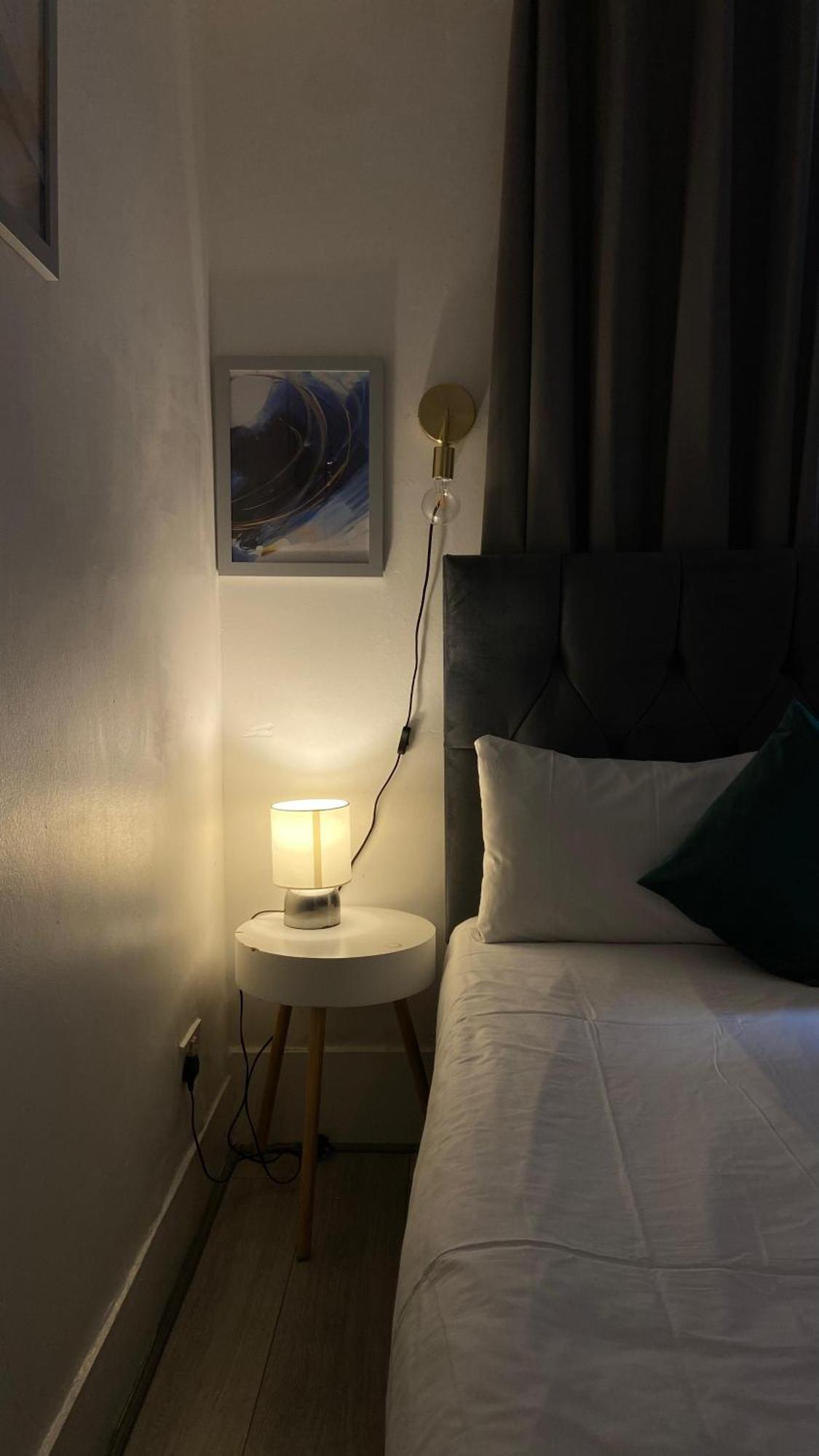 Appartement Lovely Ground Floor Miles Apart à Londres Extérieur photo